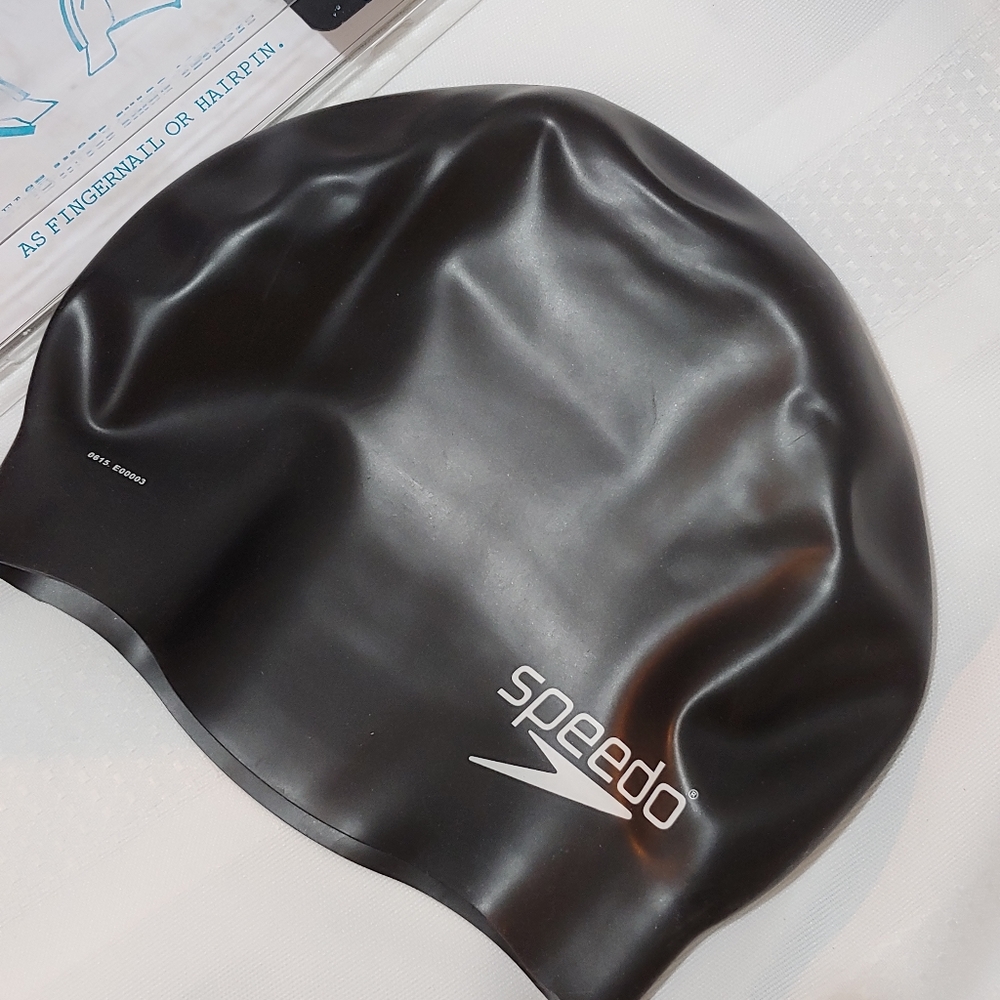 Speedo swimming cap
